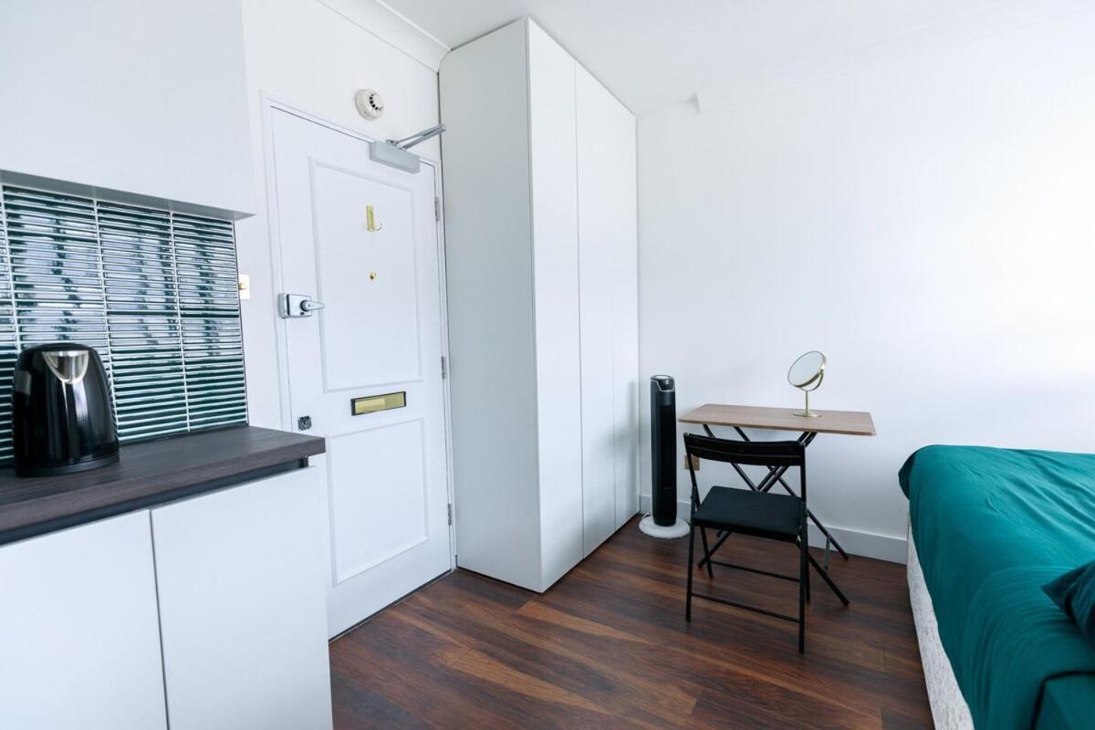 Cosy In Chelsea Apartment London